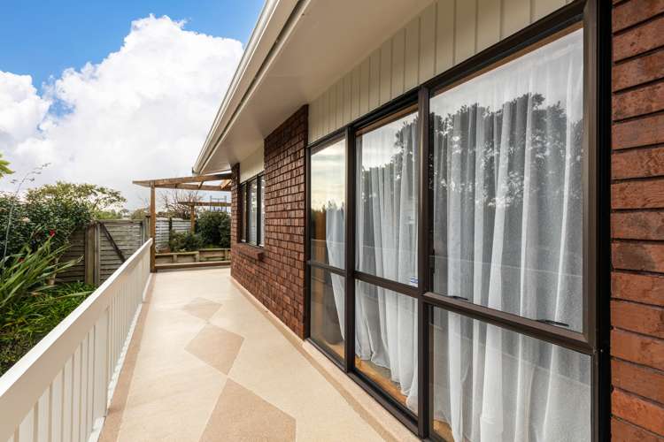 10 Ruskin Place Westown_24