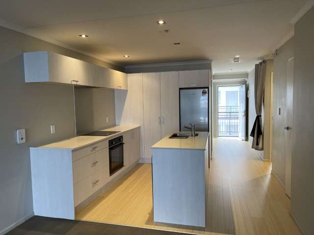 202/277 Maunganui Road Mount Maunganui_3