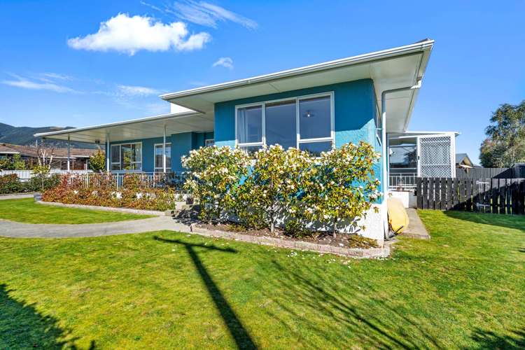 8 Lemari Avenue Stoke_5