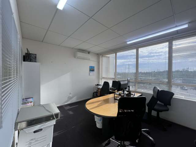 Unit 1/2 Amera Place Huntington Park_1