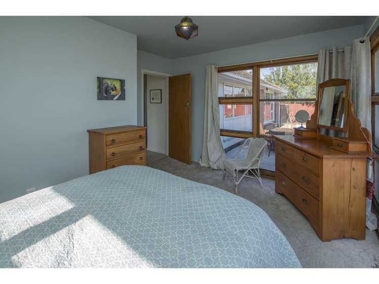 252 Shortland Street Aranui_12