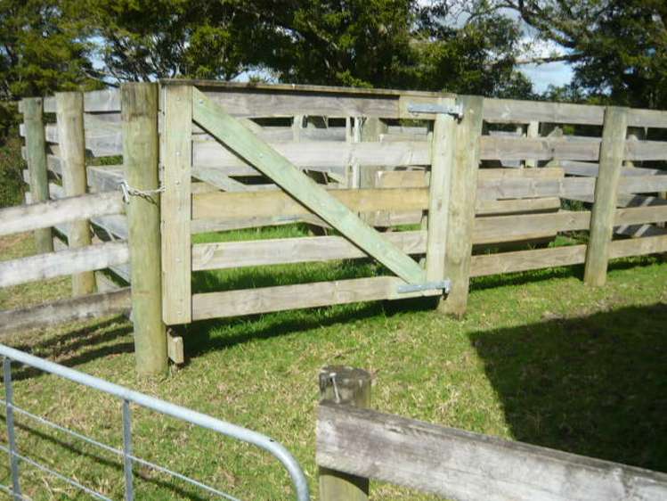 32 Nikau Lane Maungaturoto_16