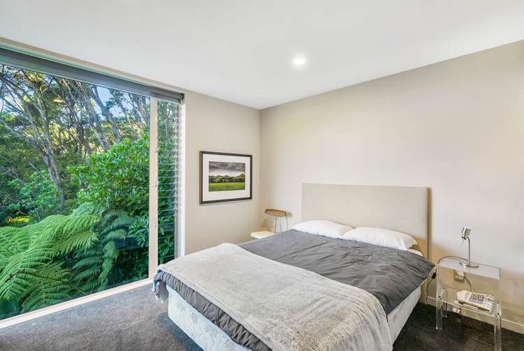 9 Herrings Cove Place Titirangi_10