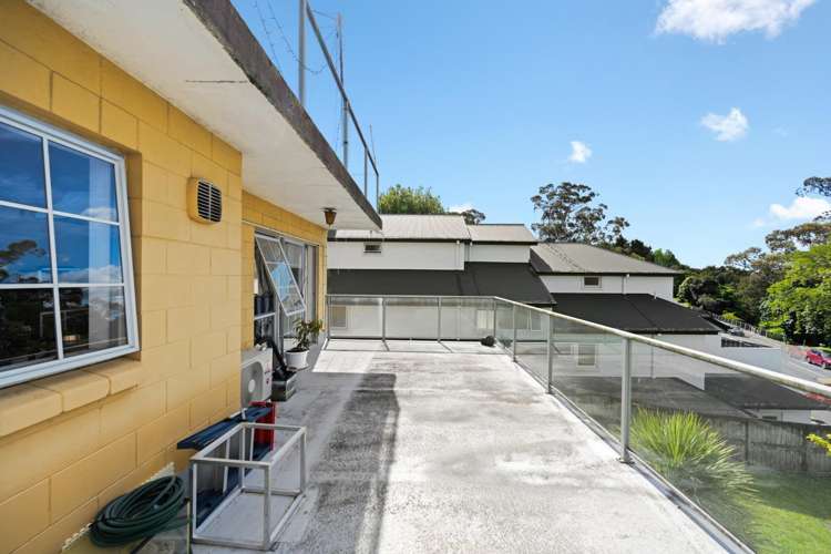 2/1243 Victoria Street 3283_9