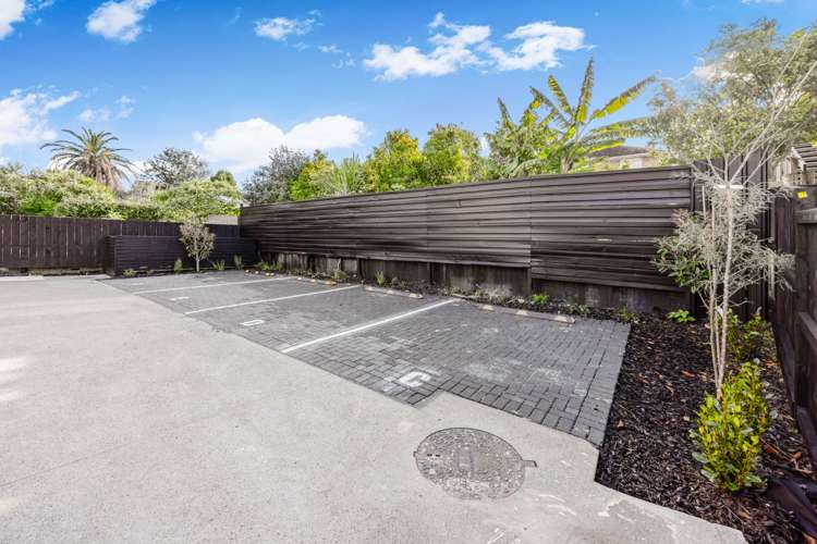 16C Geneva Place Blockhouse Bay_13