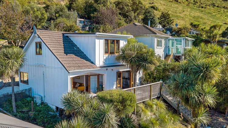 3 Pages Road Lyttelton_1