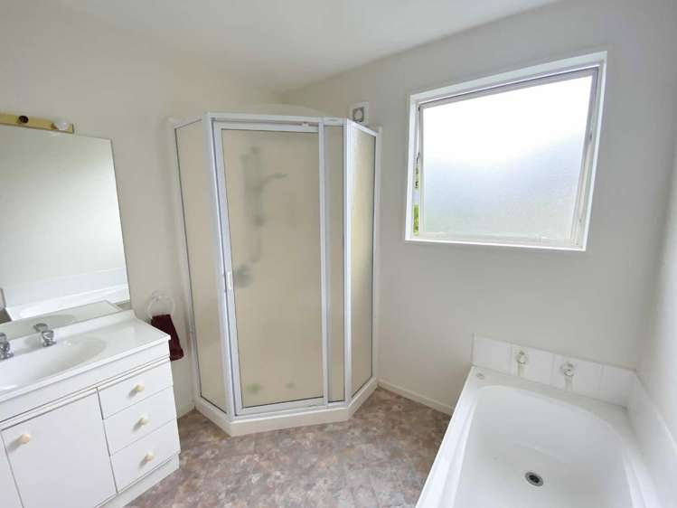 2/37 Avonhead Road Avonhead_16