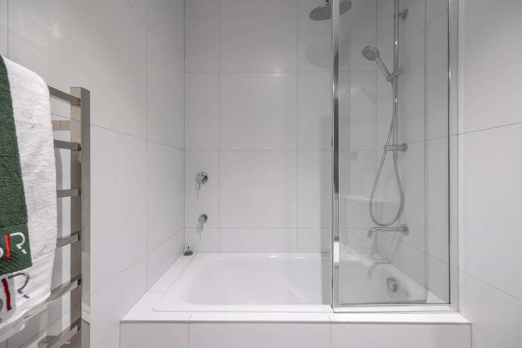 387D Ellerslie-Panmure Highway Mt Wellington_23