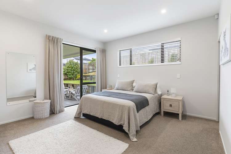 9 Karo Road Beachlands_14