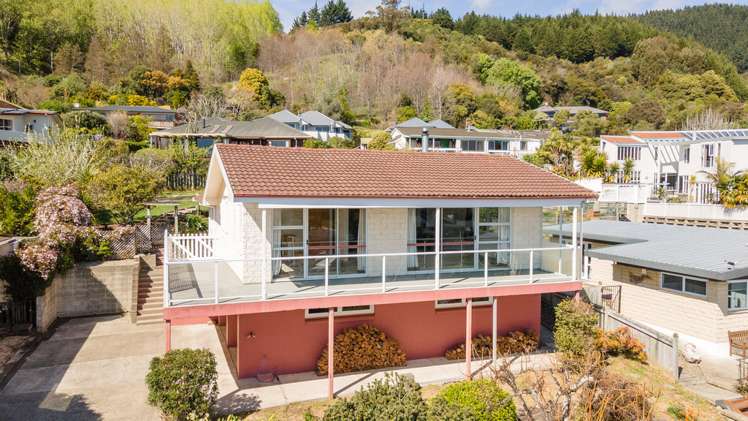 61 Marlborough Crescent Richmond_25