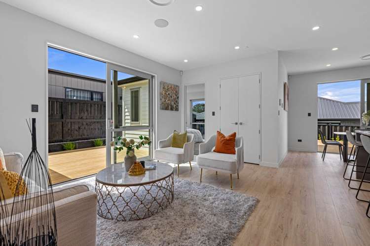 102 Waiwai Drive Wainui_6