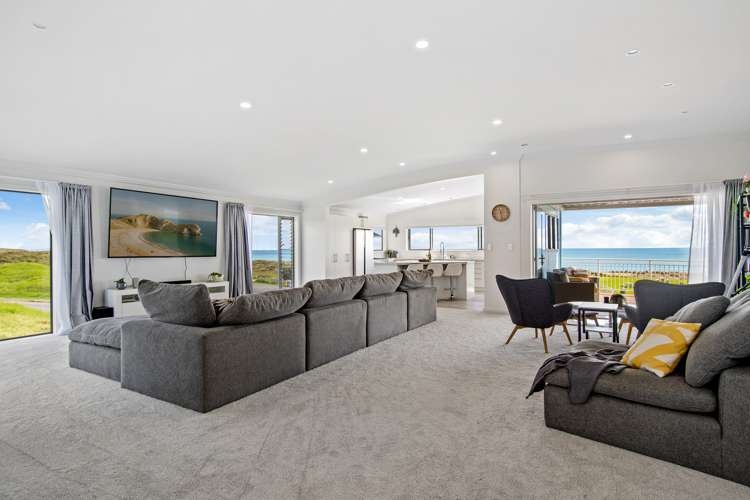 1011 Papamoa Beach Road Papamoa_18