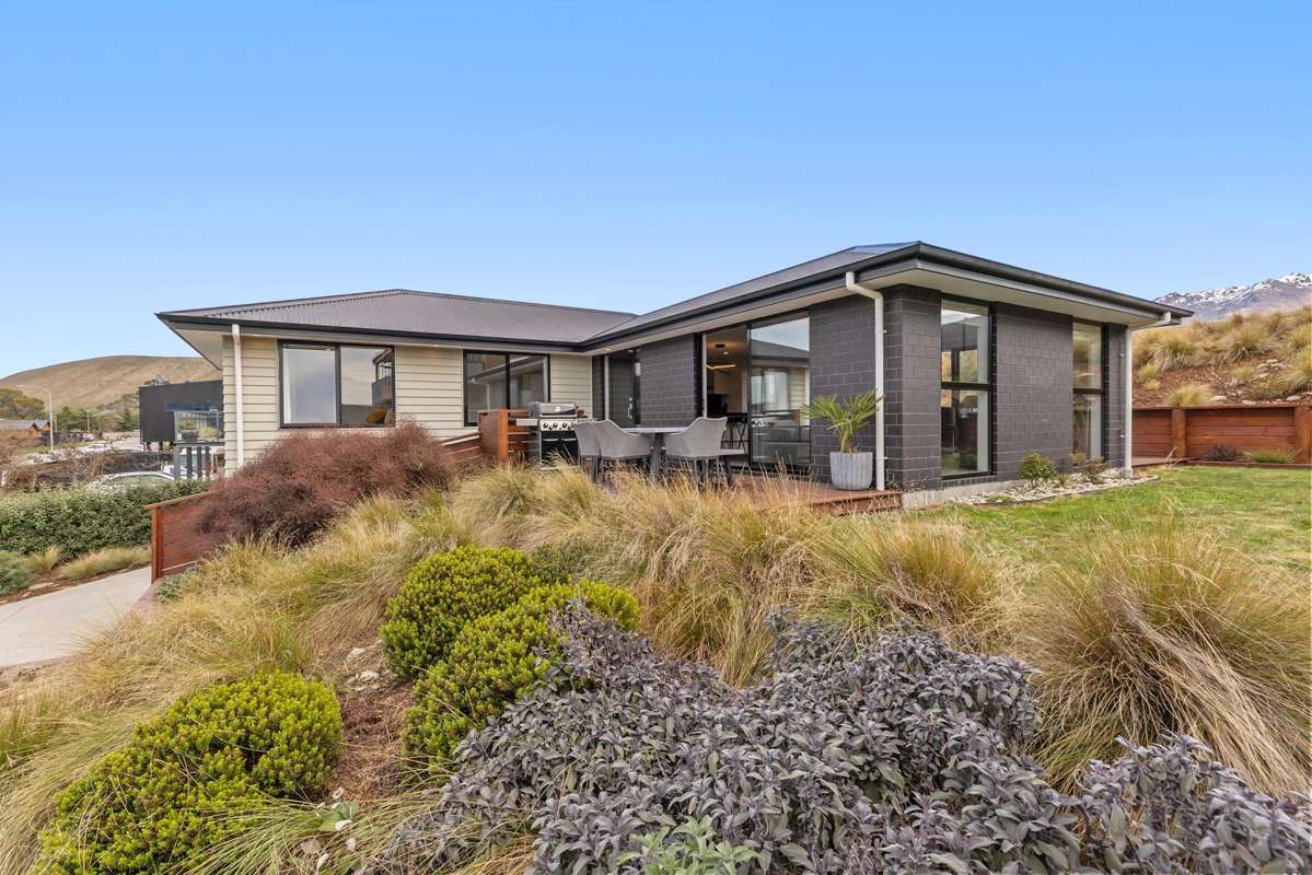41 Stratford Drive, Mount Pisa_0