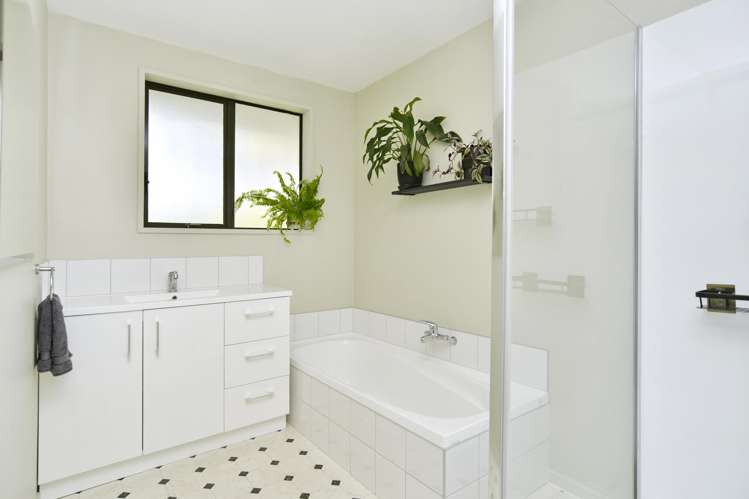 47b Inwoods Road Parklands_13