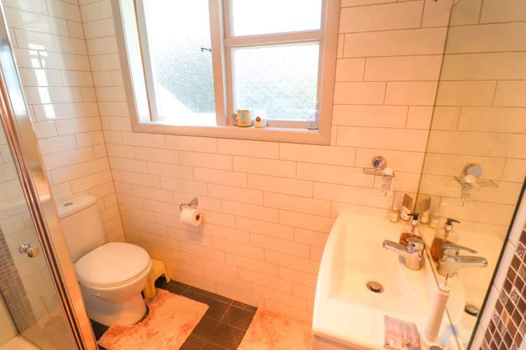 818 Mount Pleasant Road Thames_13