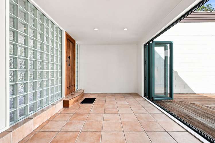 11A Saddleback Rise Murrays Bay_12