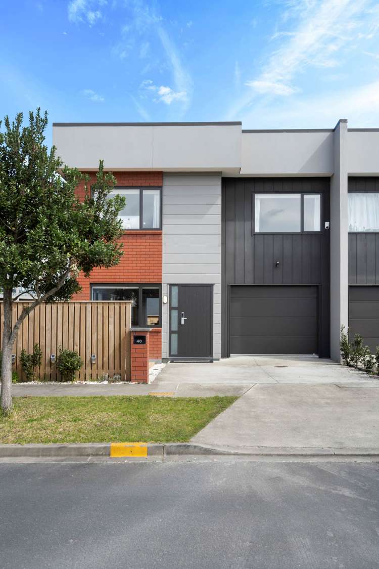 40 Bordeaux Parade Te Atatu South_1