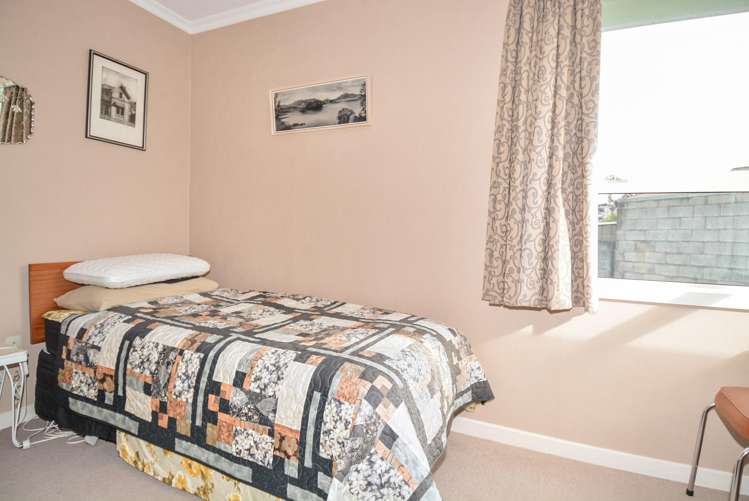 112 Wilton Street Windsor_17