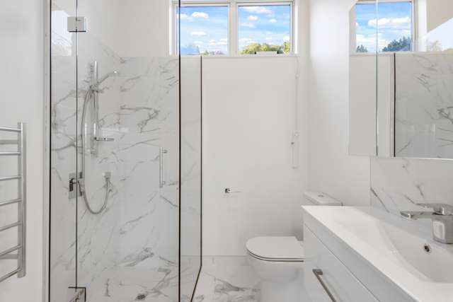 8 Cass Bay Place Cass Bay_4