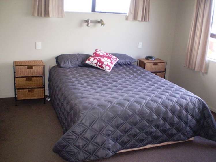 103 The Fairway Matarangi_10