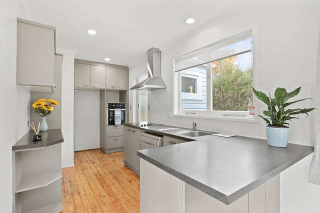 94 Candia Road Henderson Valley_4