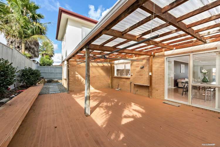 6 Agapanthus Place Flat Bush_9