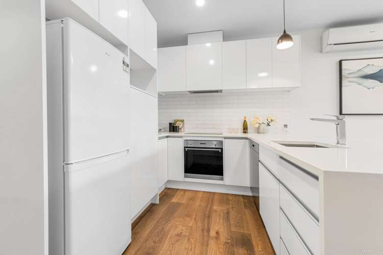 03/10g Nugget Avenue Hobsonville_6