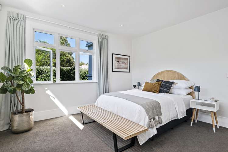 1 Cambridge Terrace Devonport_24