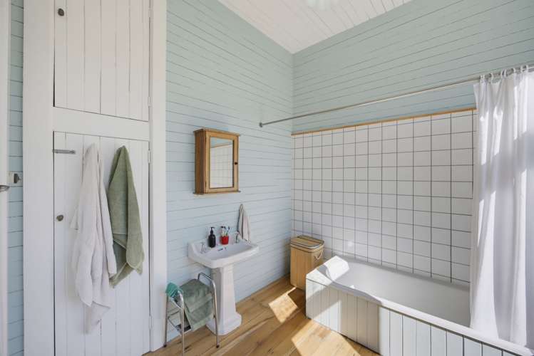 79 Longwood East Road Featherston_17