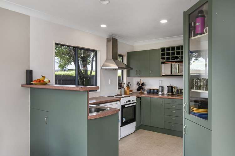 63 Solomon Street Brookfield_2