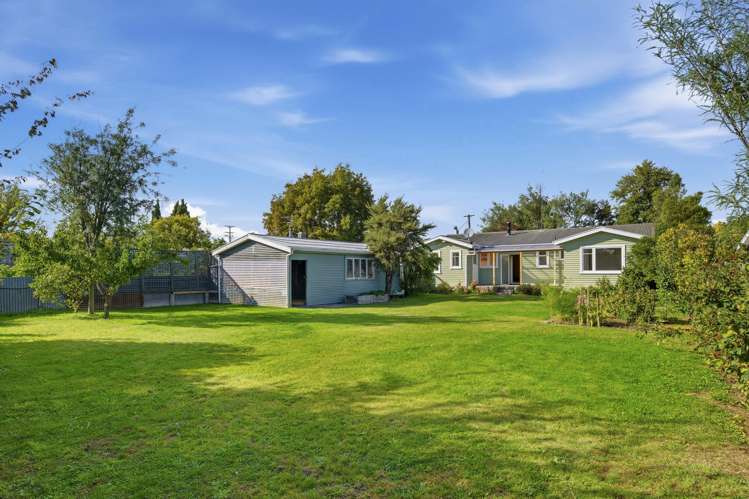 64 New Renwick Road Burleigh_7