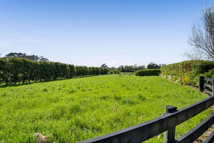 1371 Egmont Road Egmont Village_34