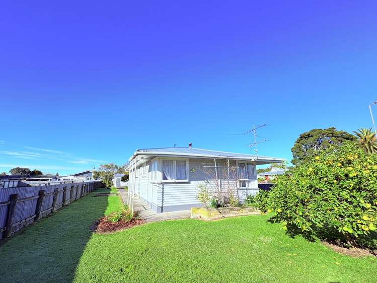 77 Clyde Road_1