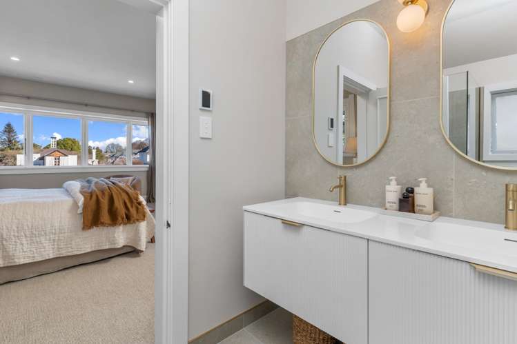 18 Allister Avenue Merivale_10