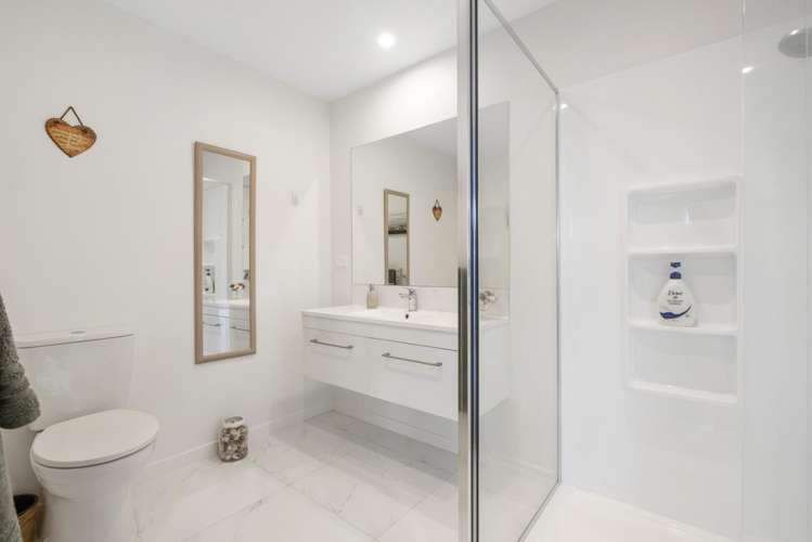 11 Hass Drive Ohauiti_12