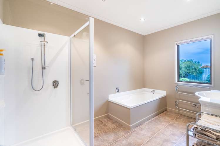 55 Glenroy Park Drive Waikiwi_18