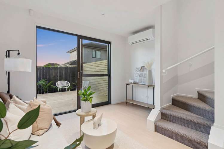 34 Holland Avenue Pt England_9