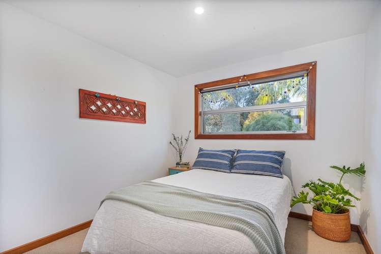 1 Summer Lane Tairua_18