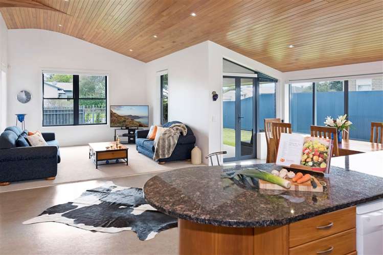 71 Third View Avenue Beachlands_3