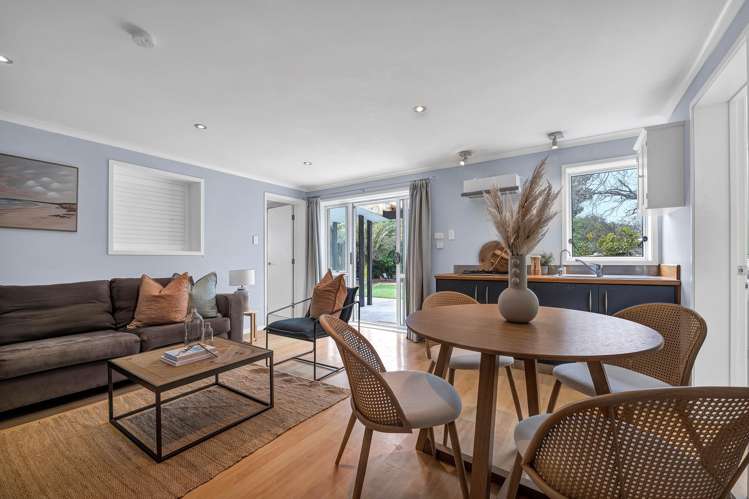 28f Wallath Road Westown_12