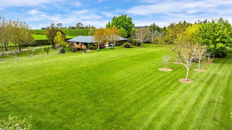 343 Waterholes Road Broadfield_8