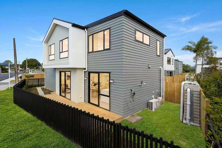 8 Mawney Road Henderson_15