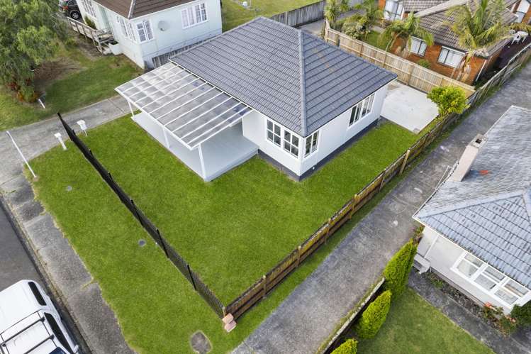 647 Richardson Road Mount Roskill_13