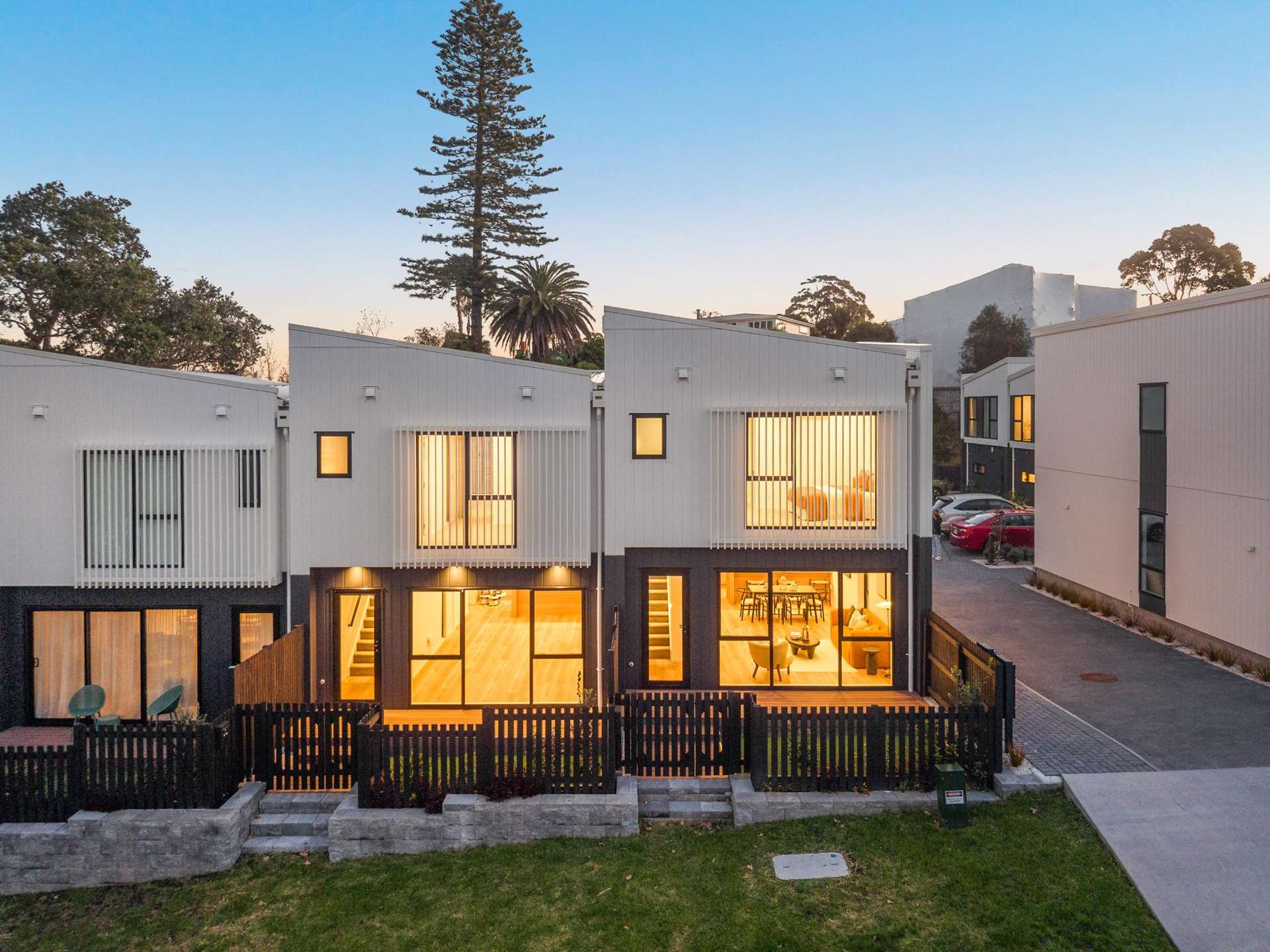 2/18 Handley Avenue Devonport_0