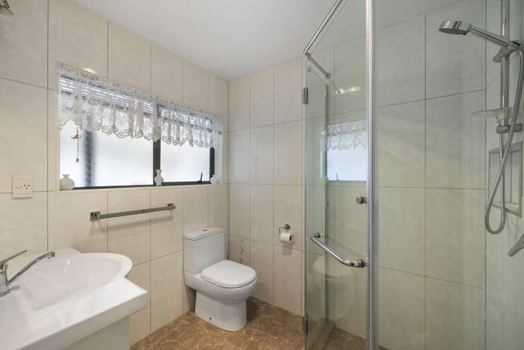 7 Len Garlick Place Pahurehure_7