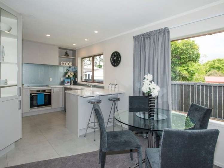 1/50 Takapu Street Henderson_13