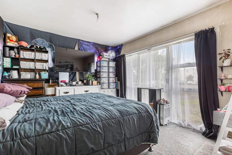 105 Henderson Valley Road Henderson_14