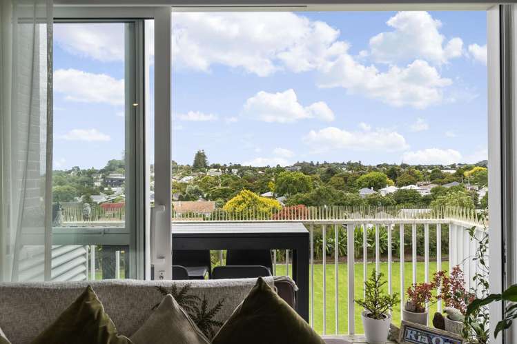 408/9D Jordan Avenue Onehunga_2