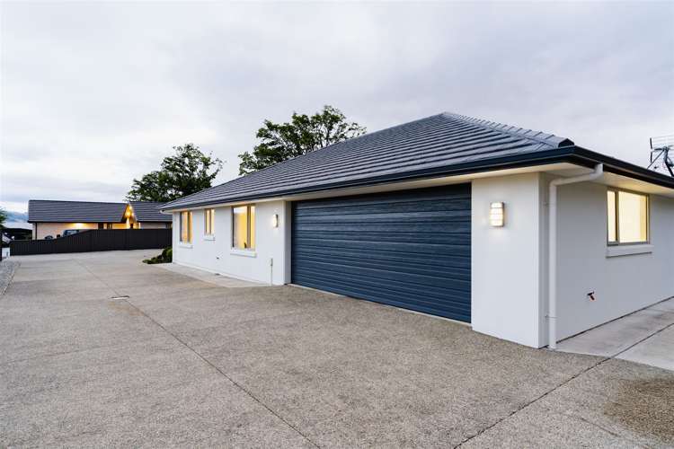 13 Heathfield Drive Mosgiel_24
