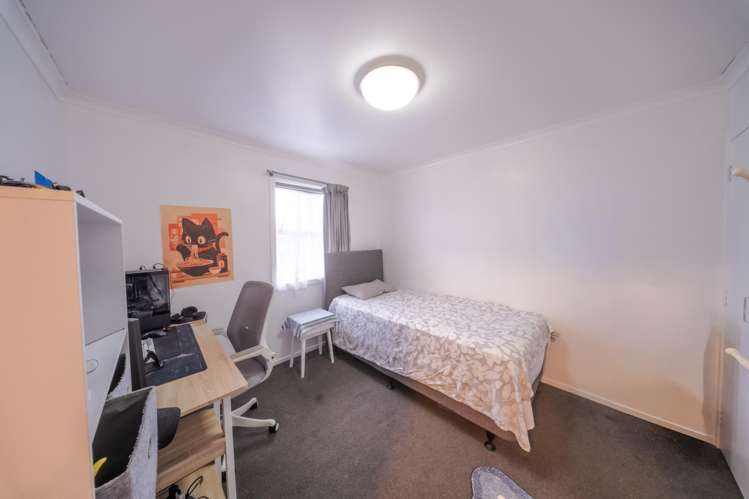 65 Chiefs Court Hamilton East_8